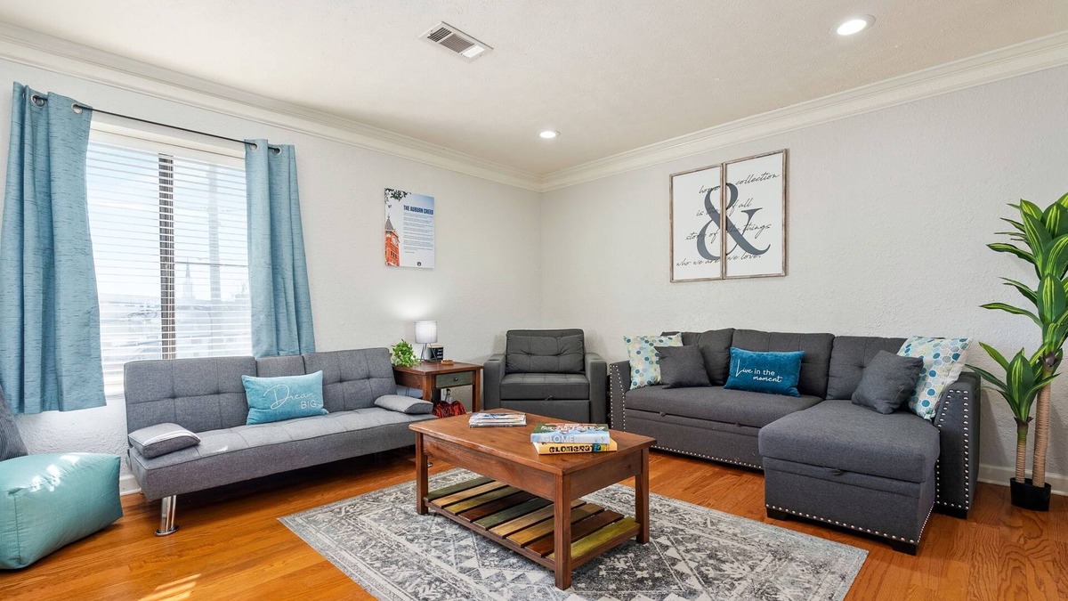Auburn Apartment | Quiet & Close! 2/2 Across from Acre in Auburn, Al