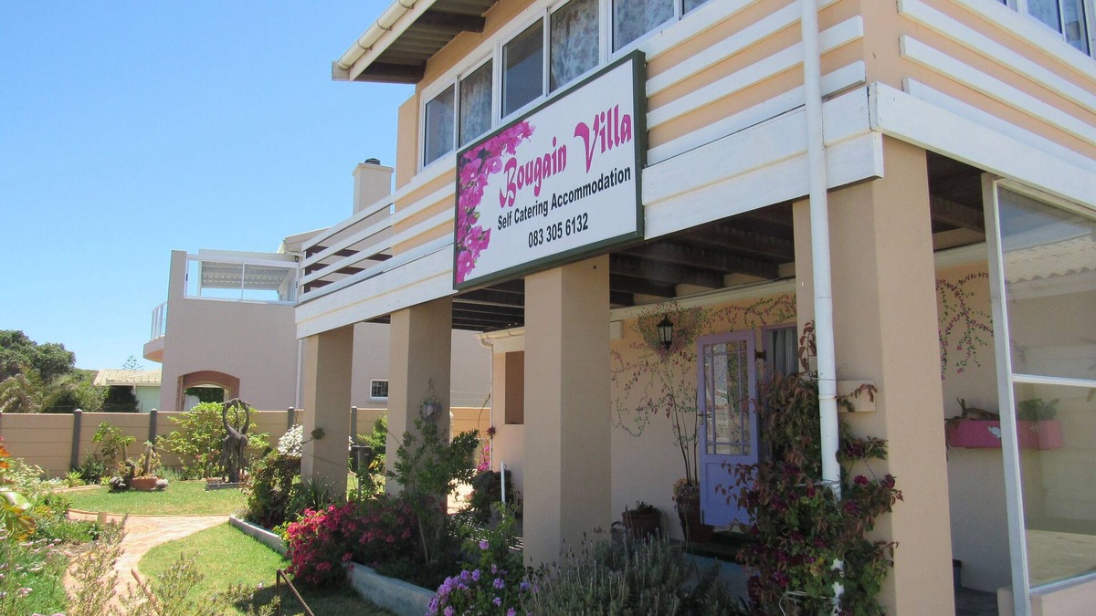 Lambert's Bay Apartment | Quiet coastal apartments with sea views - spectacular sunsets