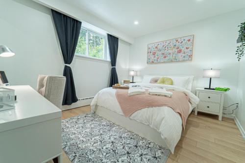 Bathurst Manor House | Quiet & Comfortable Double Private Room, Free Parking