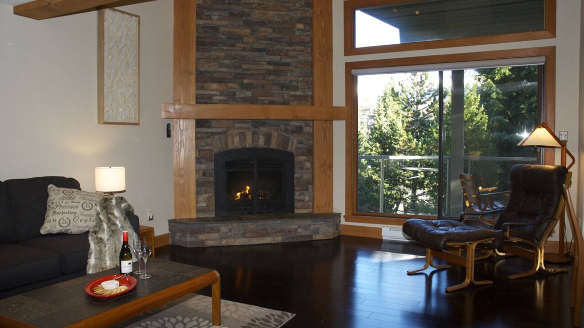 Blueberry Hill House | Quiet, comfortable, spacious Whistler retreat