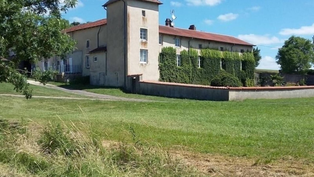 Germonville Cottage | Quiet cottage, 4 bedrooms, private terrace, linens included - Germonville