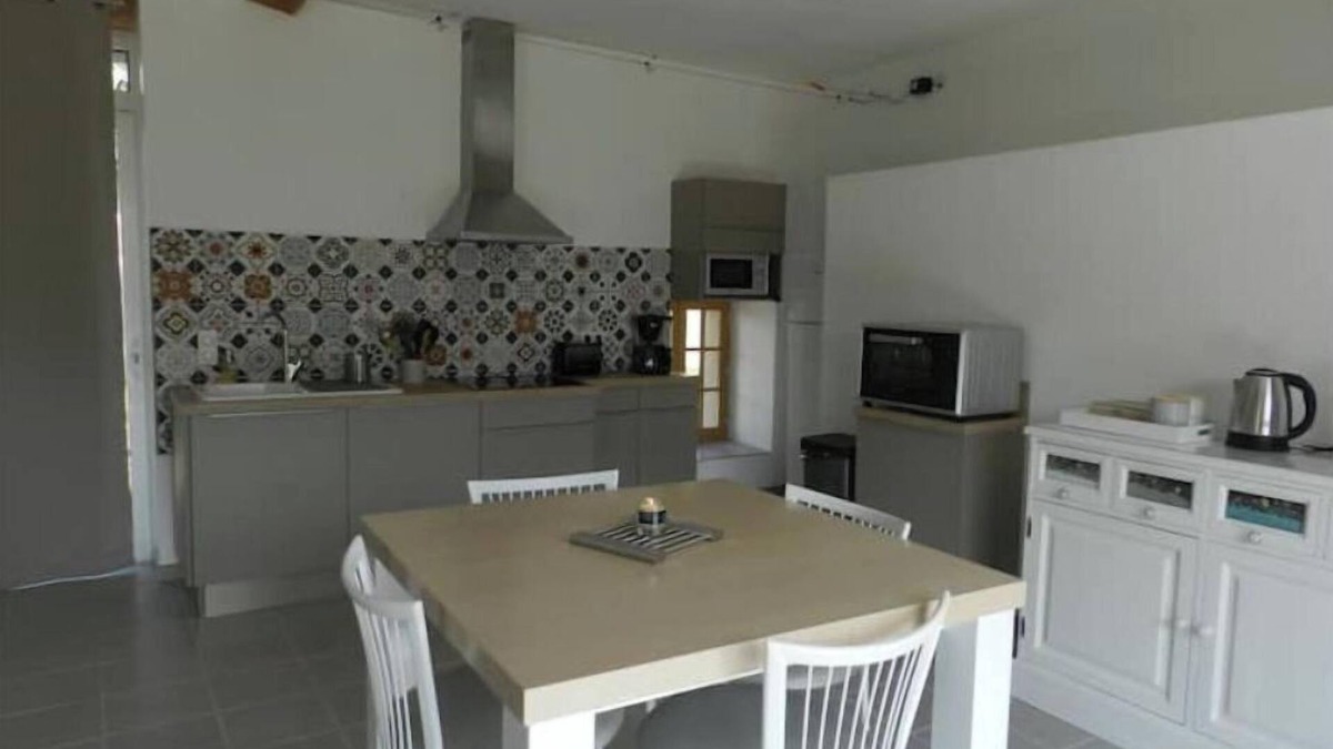 Segonzac Cottage | Quiet cottage in the countryside.
