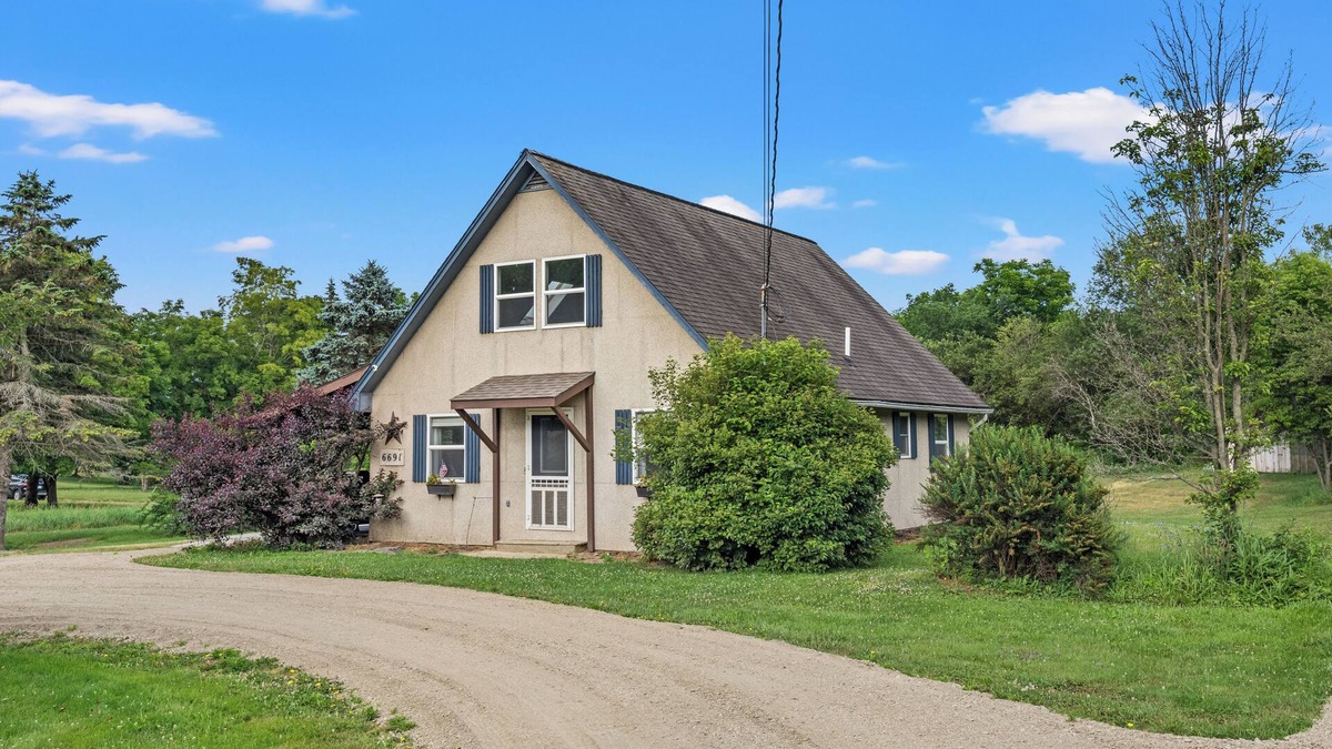 Bath House | Quiet cottage in the country with WiFi, AC