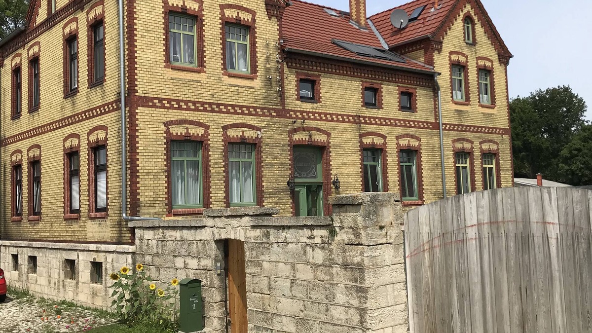 Wedderstedt Apartment | Quiet country house 2-room apartment with 9000 sqm garden - Wedderstedt