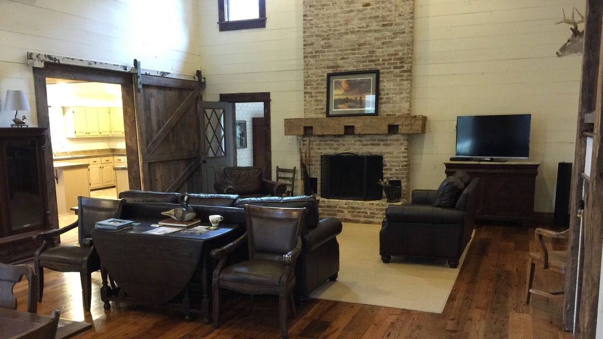 Olive Branch Other | Quiet Country Estate Near Memphis