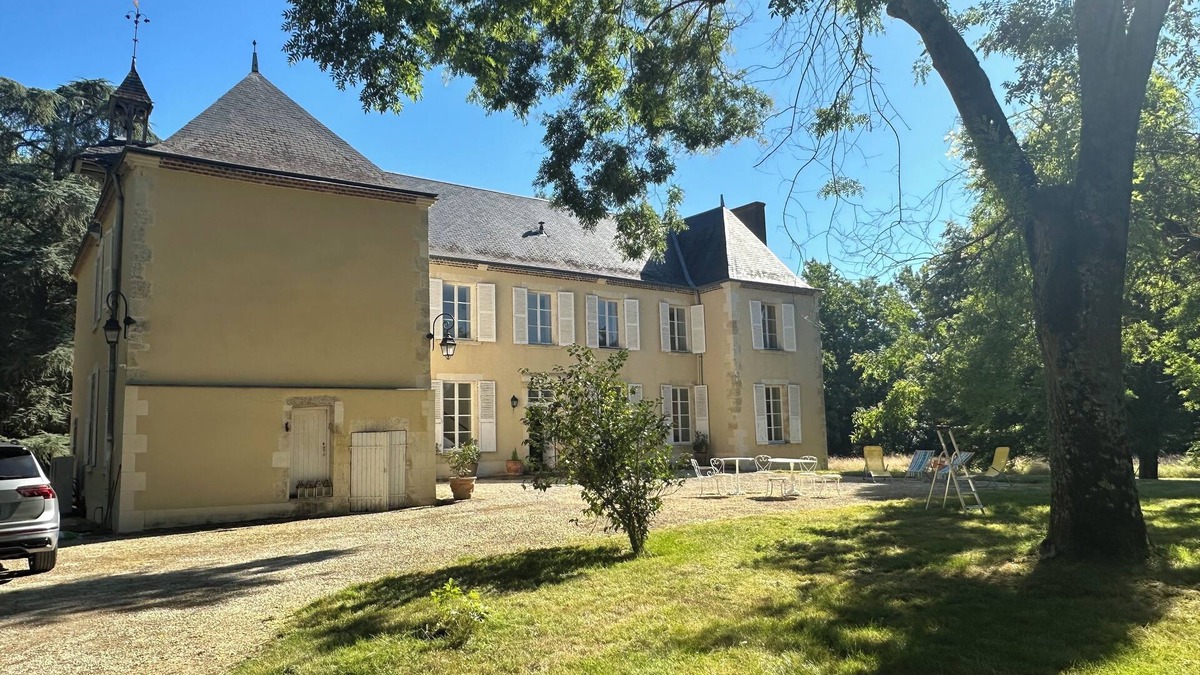 Meunet-sur-Vatan Other | Quiet country property in large park - ideal for families