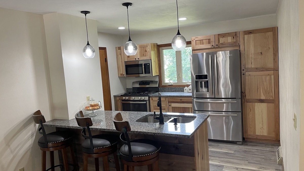 Bettendorf House | Quiet country home close to tbk sports complex