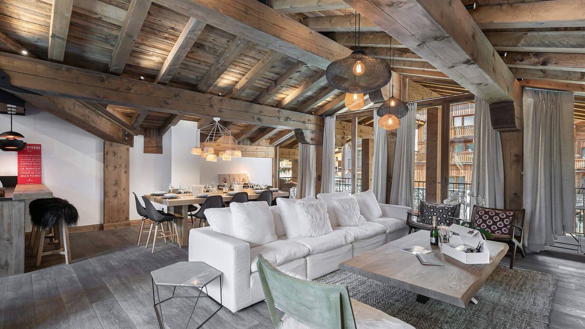 Val-d'Isere Apartment | Quiet duplex with parking and WiFi in Val d'Isère