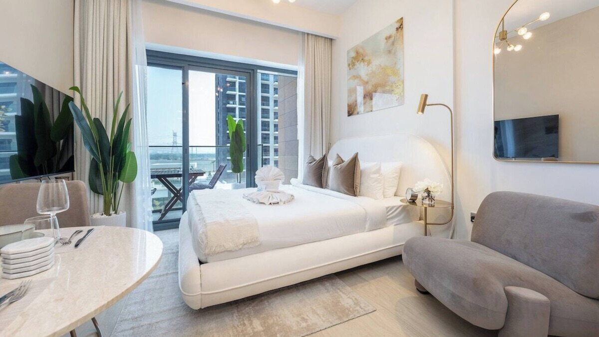 Nad Al Sheba Apartment | Quiet Elegance Studio Living Near Burj Khalifa in Azizi Riviera