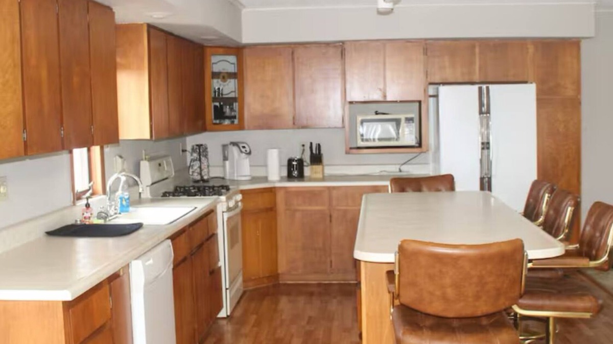 Columbia House | Quiet Escape Near Rathbun Lake & Public Hunting Grounds