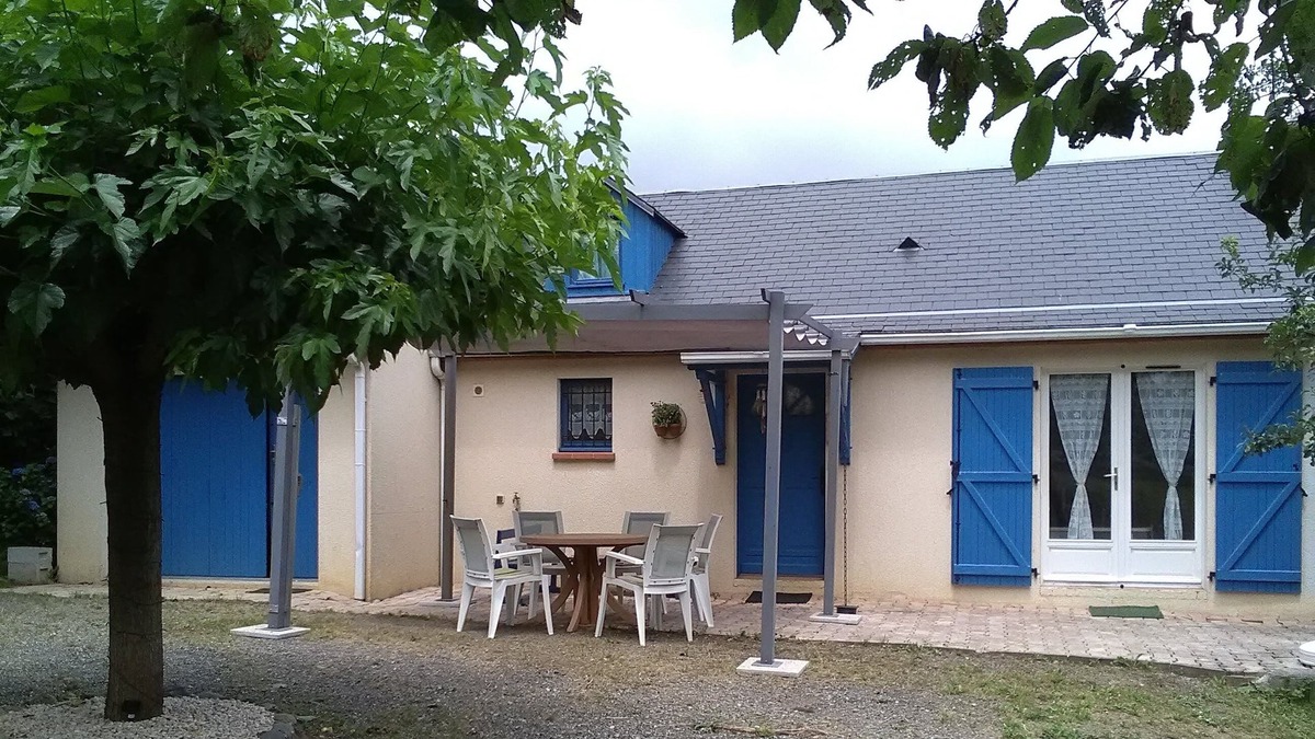 Heches House | Quiet family home