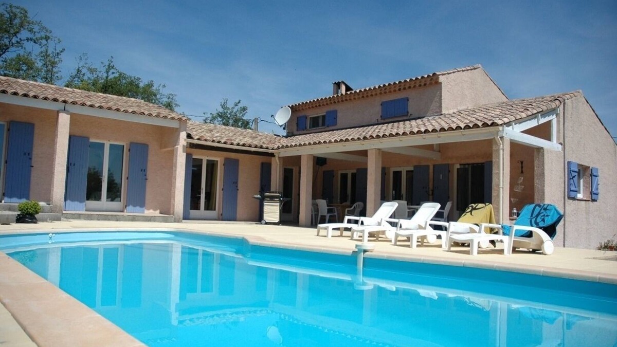 Saint-Martin-de-Pallieres Villa | Quiet villa with pool