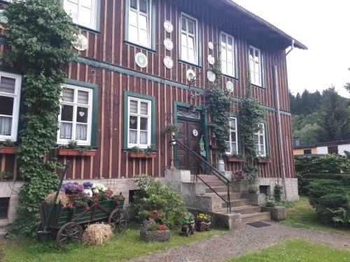 Altenbrak Apartment | Quiet Garden Apartment