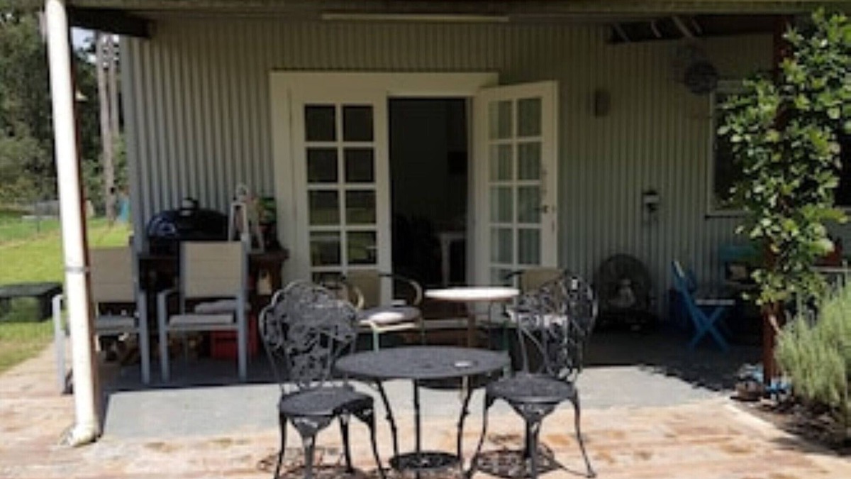 Cooroy House | Quiet Getaway in the Country