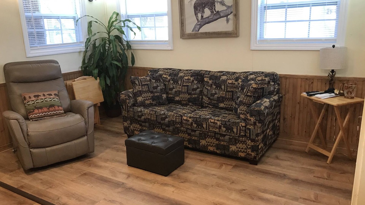 Candler Cottage | Quiet Haven Tiny Home-Hot Tub-Pet Friendly-Asheville Mtns