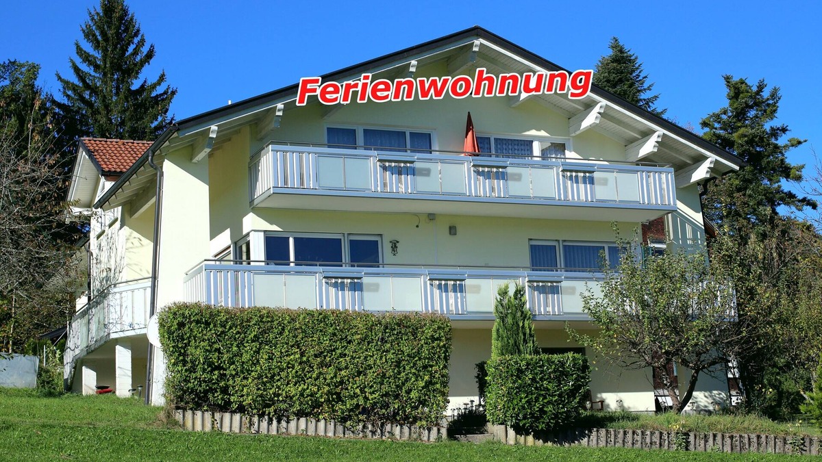 Alberschwende Apartment | Quiet holiday apartment, balcony, Lake Constance and Allgäu 30 minutes away by car