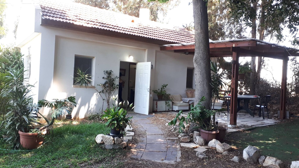 Kadima House | Quiet home in Israel