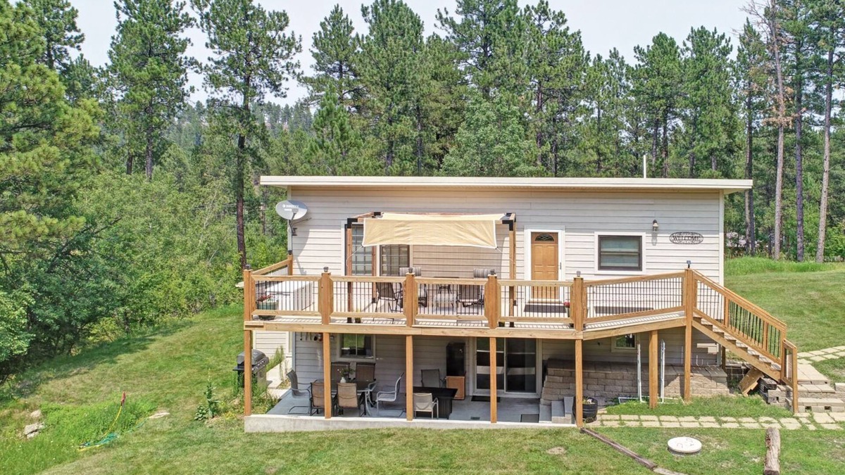 Sturgis House | Quiet home in the trees.