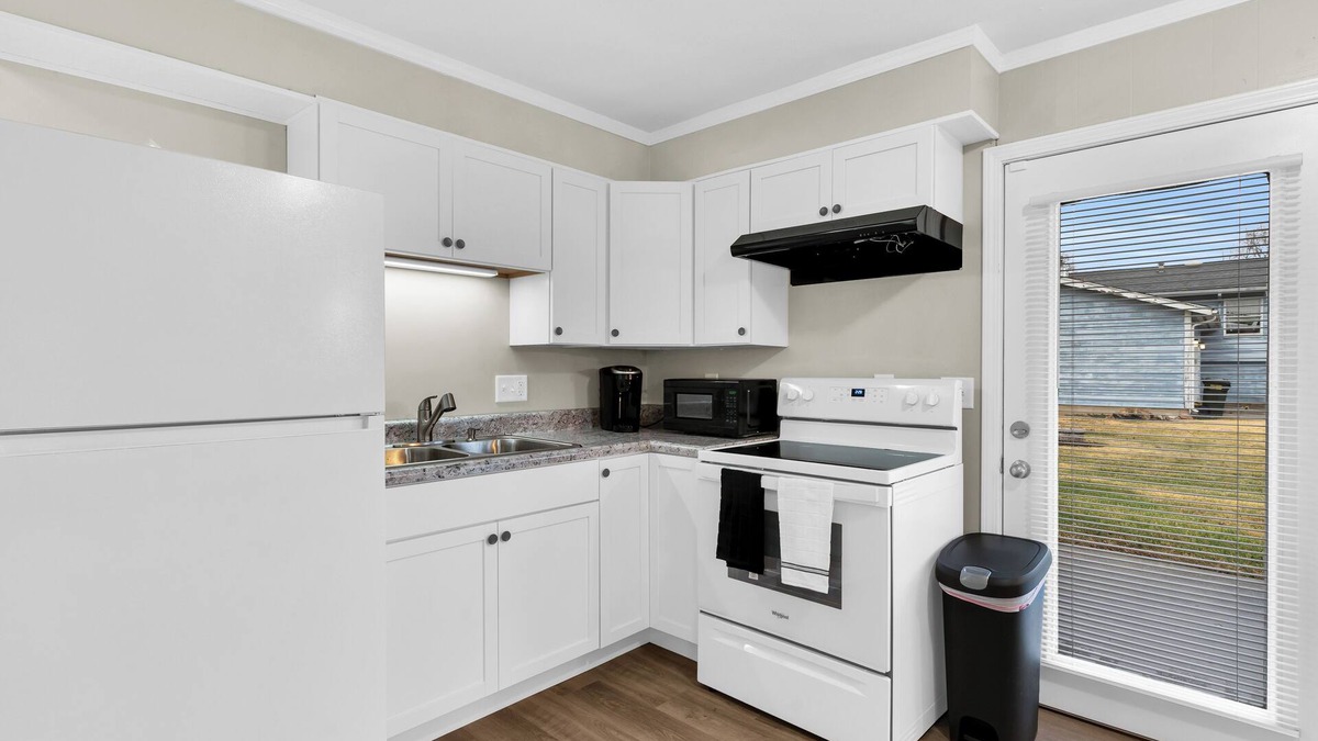 Penfield House | Quiet Home on the Outskirts of Urbana Near Local Restaurant