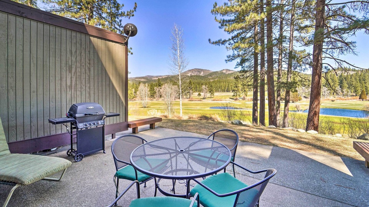 Graeagle House | Quiet Home w/Graeagle Meadows Golf Course View!