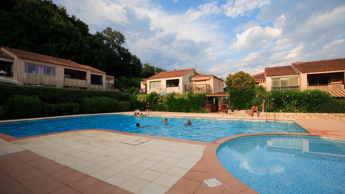 Bastide Giraud House | Quiet house close to the sea, all amenities and central location (Cannes-Nice-Monaco)