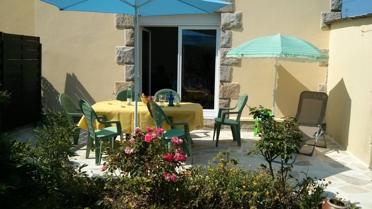 Esperance-Cottages House | Quiet house - Enclosed garden - Free parking, vehicle not required
