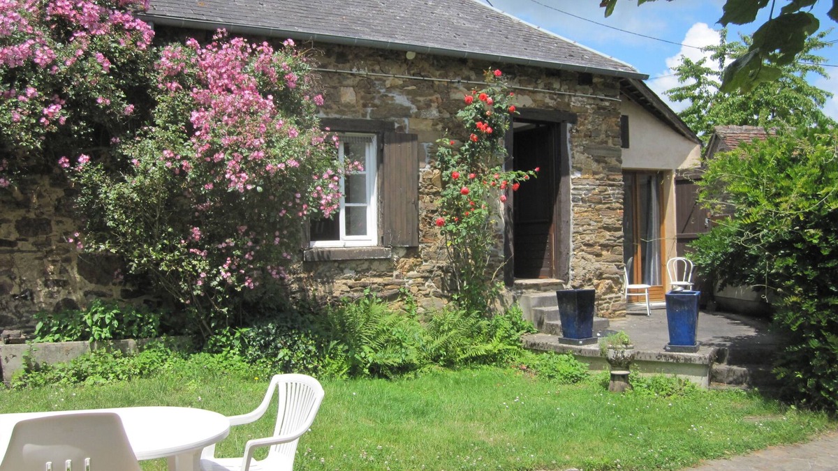 Beyssac House | Quiet house, hiking trails, swimming pool, relaxation