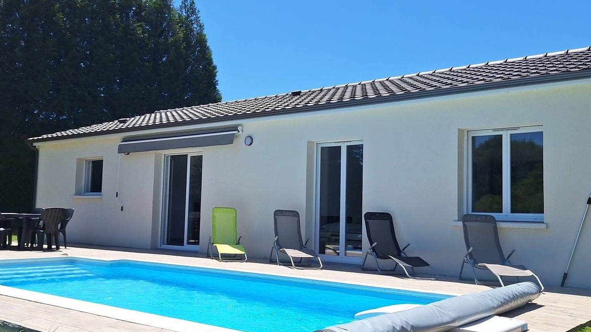 Piegut-Pluviers House | Quiet house in Périgord Vert with private pool