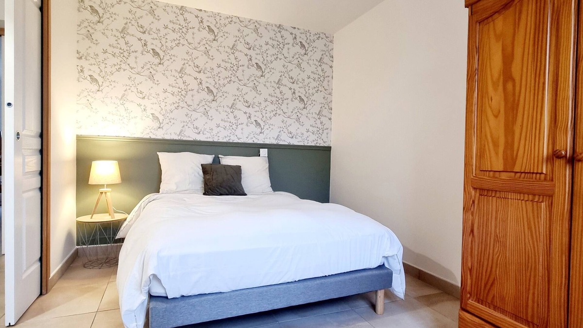 Bellebrune House | Quiet house in the heart of the Opal Coast with private garden.