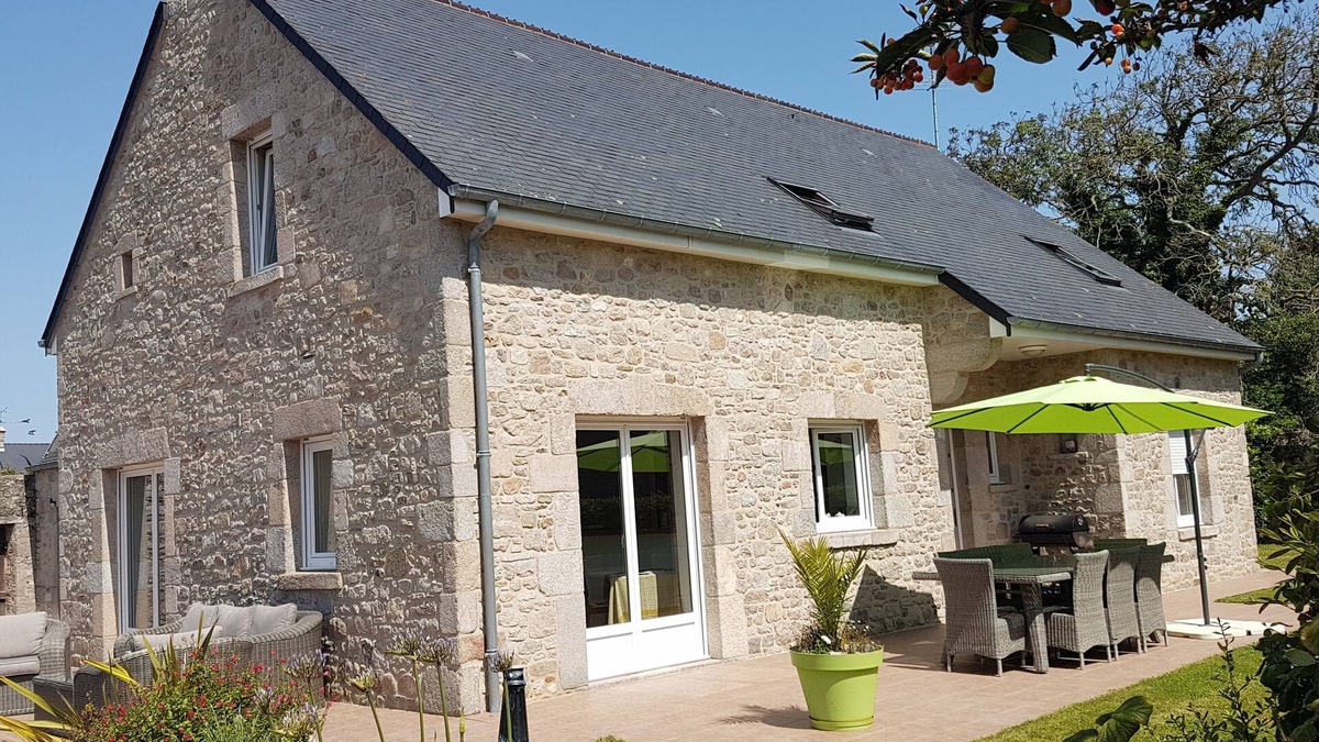 Barfleur House | Quiet house with garden in the center of Barfleur, 2 steps from the port