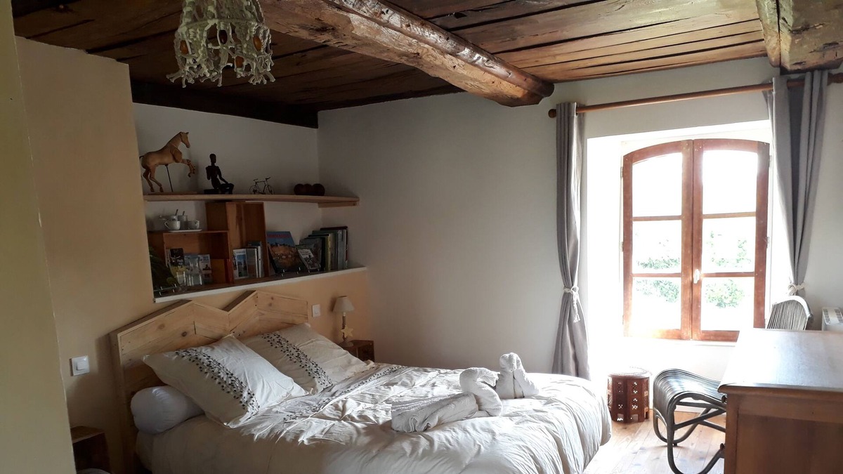 Vire-Normandie Bed & Breakfast | Quiet in the countryside
