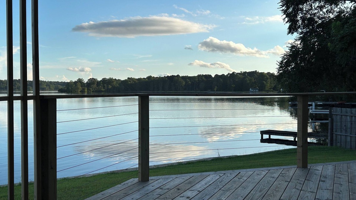 Hartsville Condo | Quiet lakefront condo with the best views on Prestwood lake.
