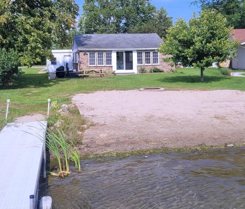 Brighton House | Quiet lakefront home, Ore Lake, Nature's Oasis