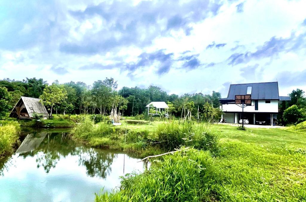 Khuk Khak Beach Apartment | Quiet LakeHouse Appartement on Memory Beach road