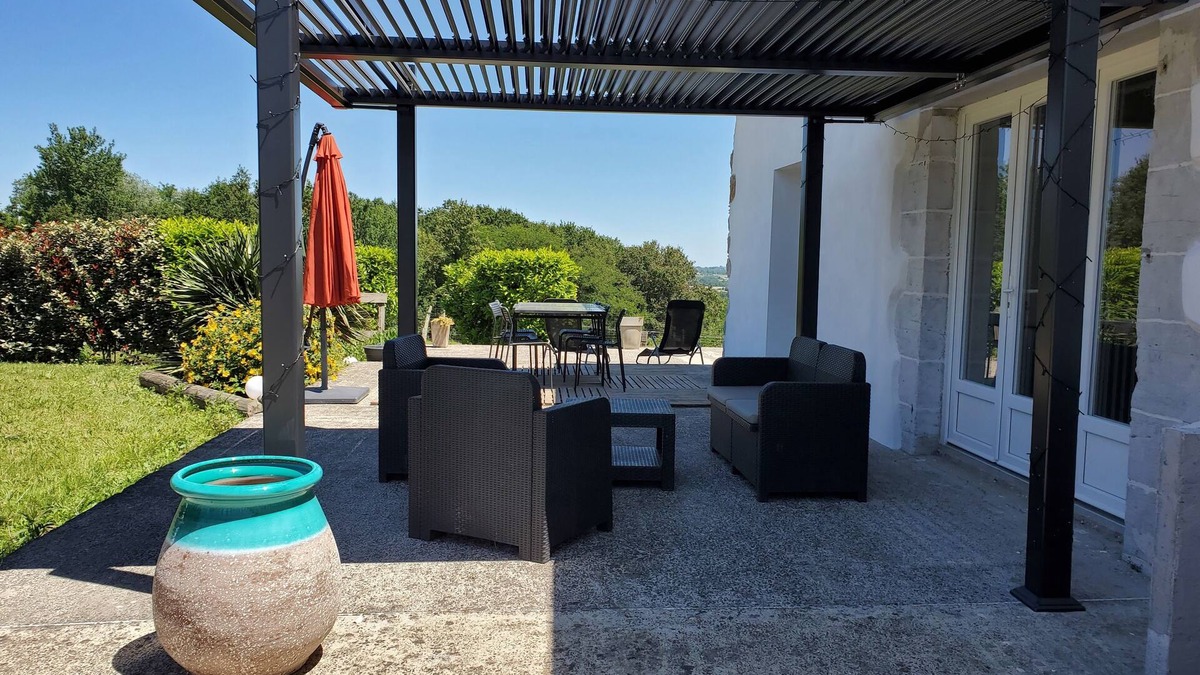 Saint-Lon-les-Mines House | Quiet Landes family home with swimming pool.