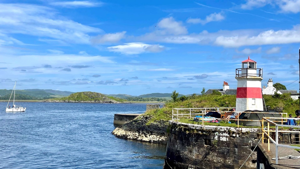 Crinan House | Quiet location with stunning views overlooking the Islands, sleeps 7