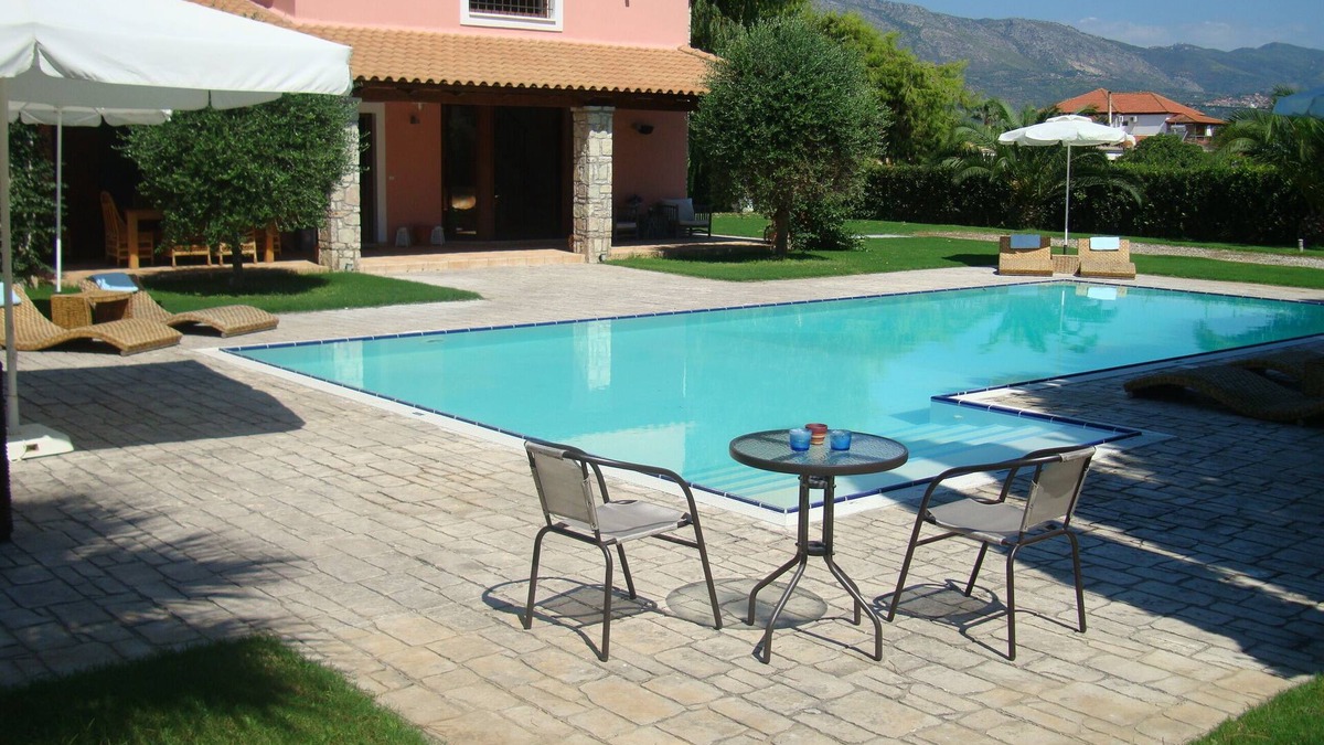 Zacharo Villa | Quiet, luxury beach villa w/huge pool, 5 min's walk from the beach