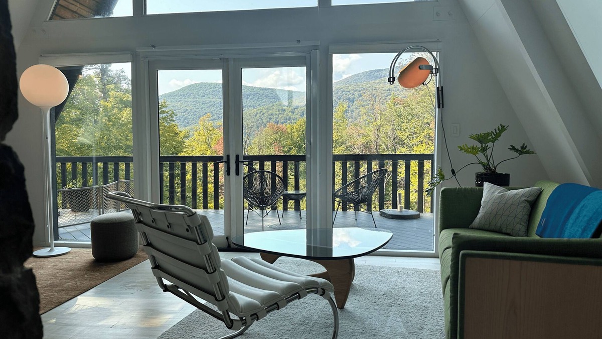 Mount Tremper House | Quiet Luxury Retreat in the Catskills - 2 bedrooms, Designer Amenities