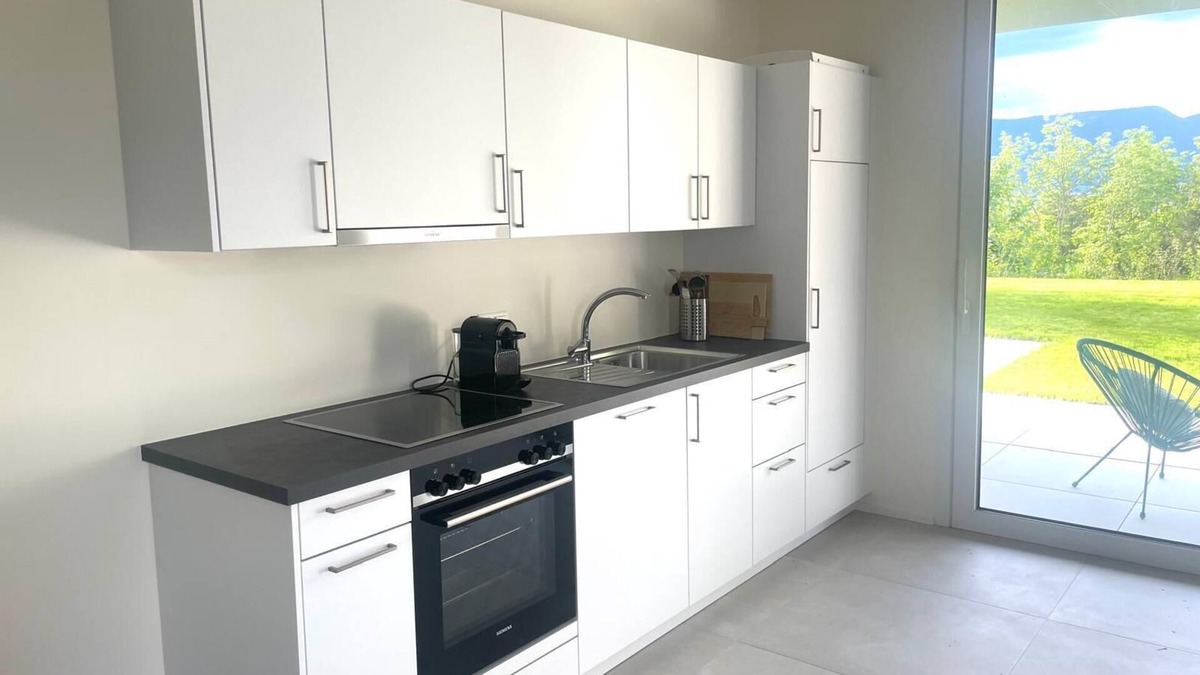 Estavayer-le-Lac Apartment | Quiet, modern apartment
