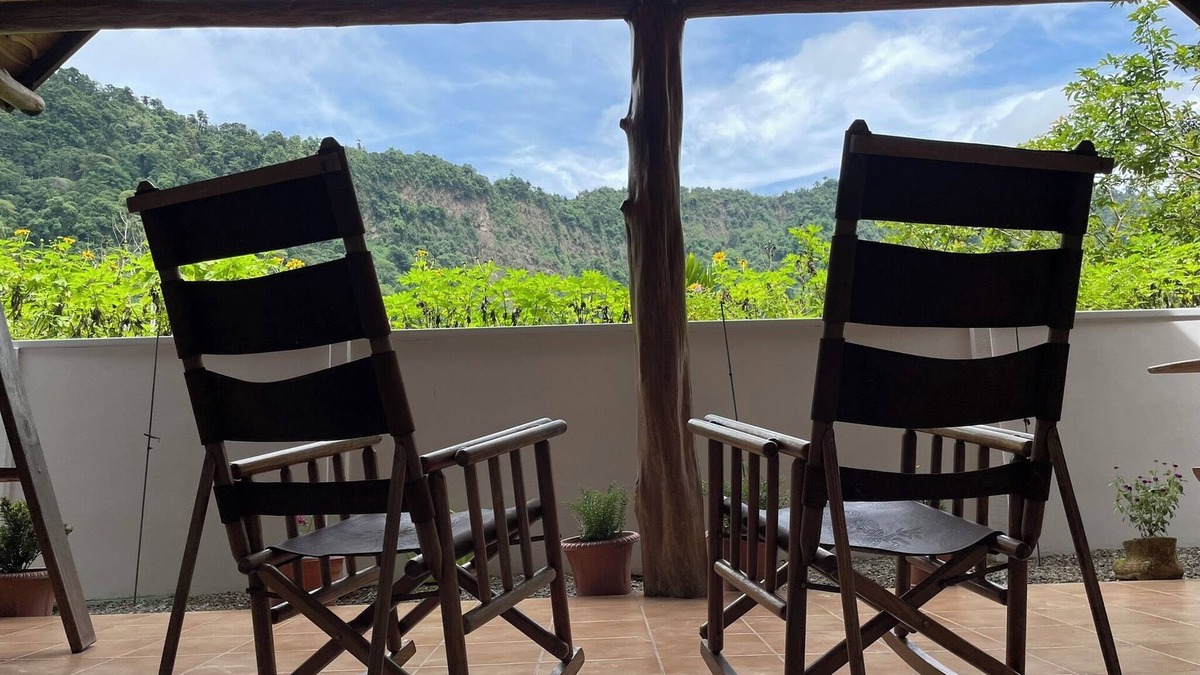 Baru House | Quiet Mountain Home, 20-minute drive to Playa Dominical