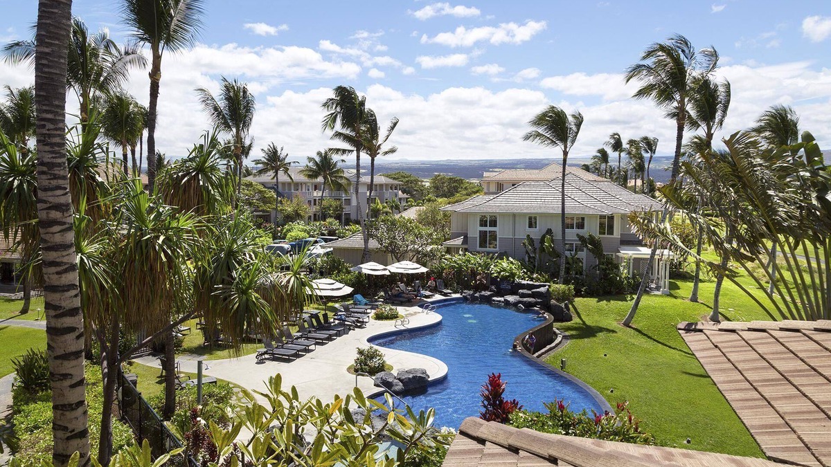 Waikoloa Apartment | Quiet natural surroundings, gourmet kitchen, near Waikiloa beach!