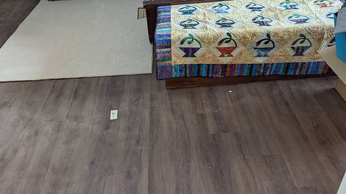 West University House | Quiet neighborhood townhouse in northwest Reno.