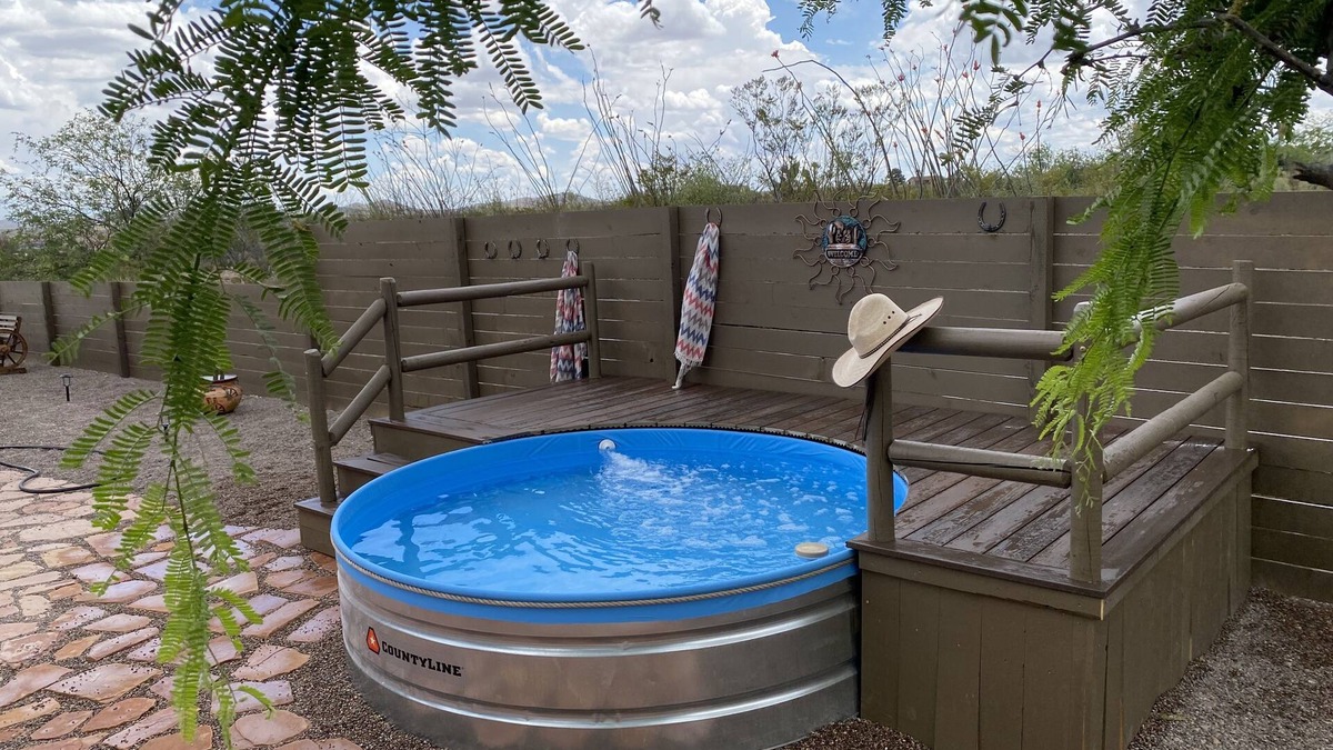 Tombstone House | Quiet oasis just 3 minutes from historic downtown Tombstone.