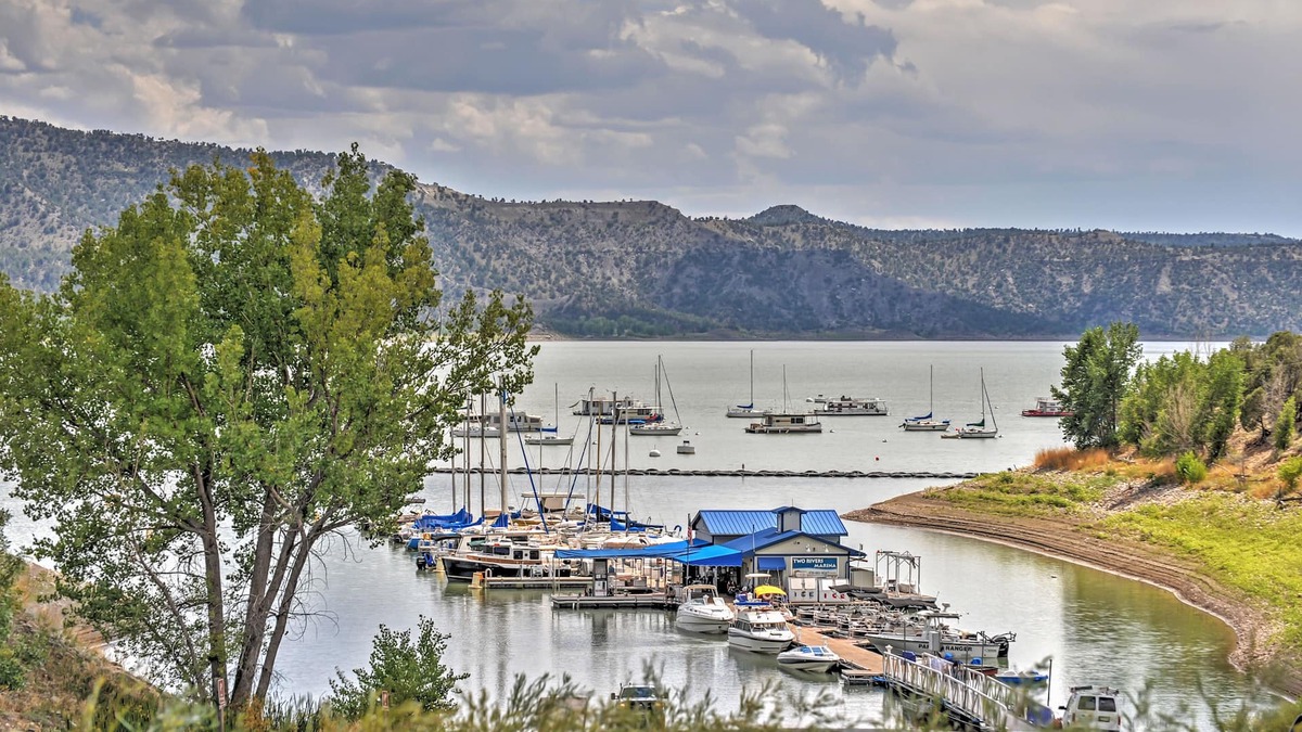 Pagosa Springs Cabin | Quiet Pagosa Springs Cabin: Lake & Mountain Views!