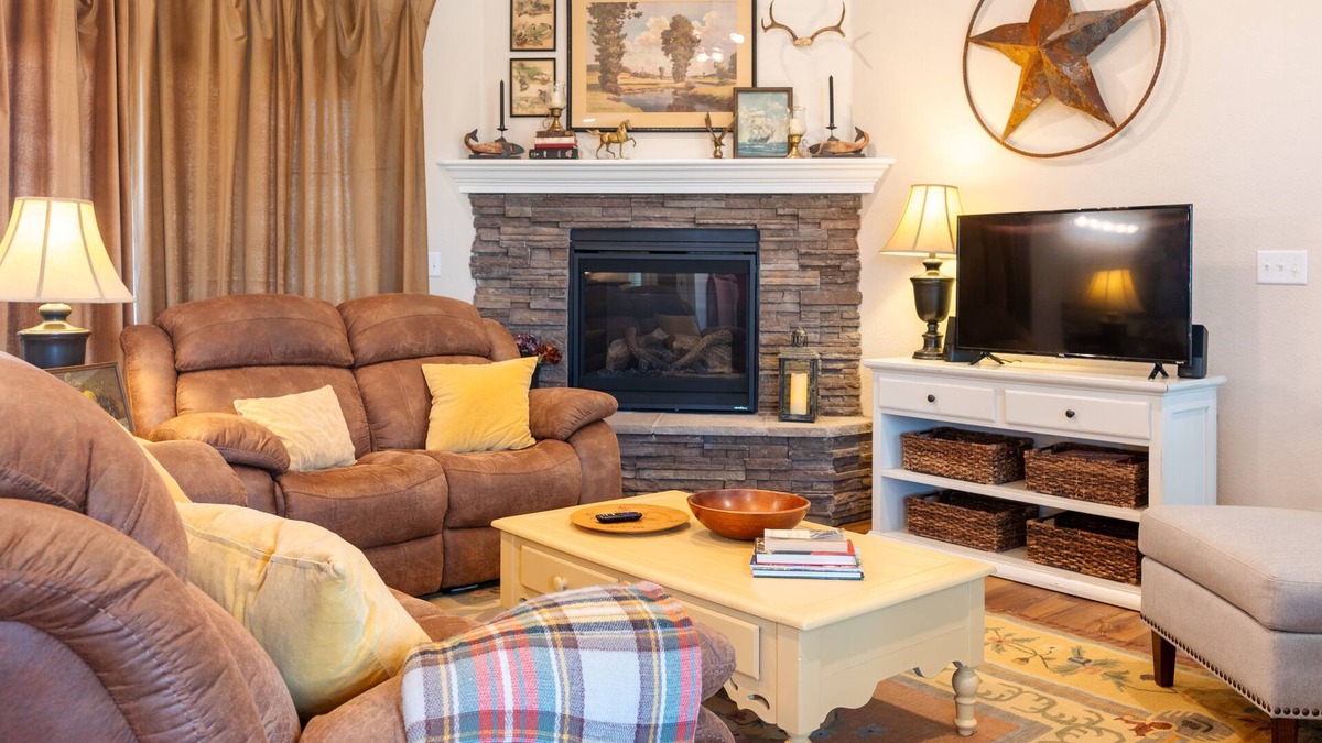 Paradise House | Quiet Paradise Family Home With A View