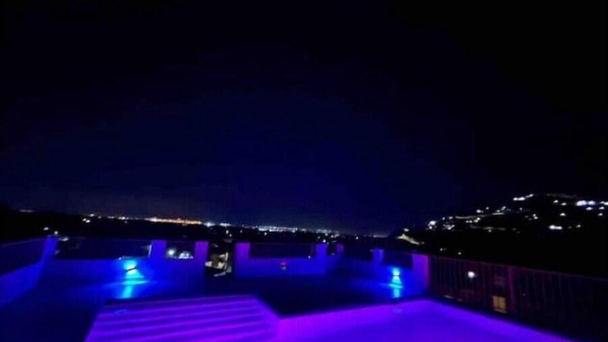 Molynes Gardens Condo | Quiet , pool, gated,security