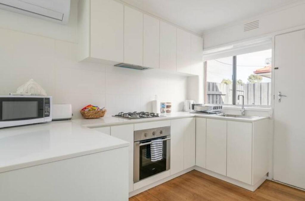 Thomastown Apartment | Quiet & Private with city access and free wifi