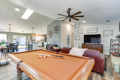 Redding House | Quiet Redding Getaway about 7 Mi to Downtown!