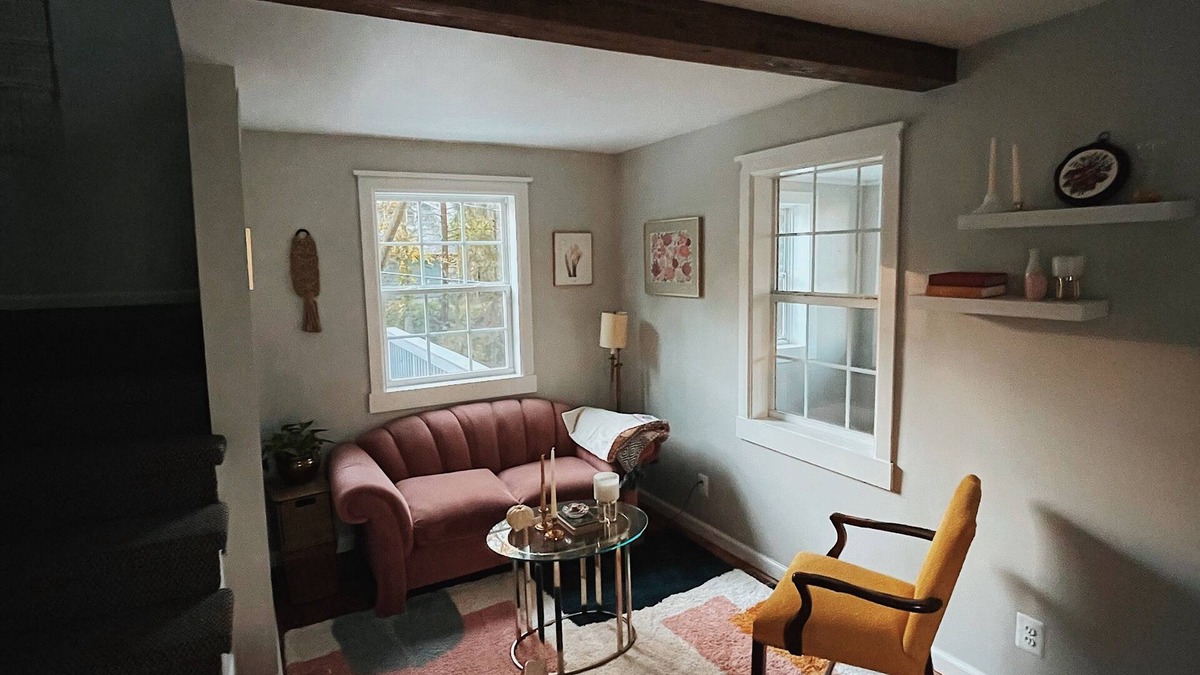 Sea Breeze Cottage | Quiet renovated cottage by Seabreeze