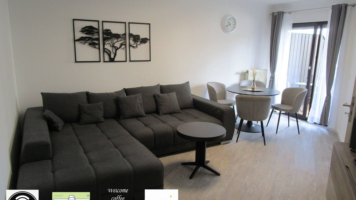 Schnetzenhausen Apartment | Quiet residential area in Friedrichshafen-Manzell